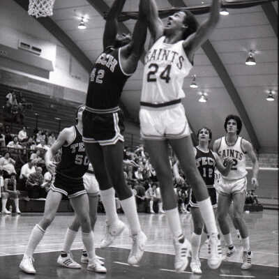 SMC Basketball, 01-01-1980: Frame 29