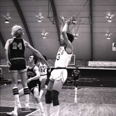 SMC Basketball, 01-01-1980: Frame 13(2)