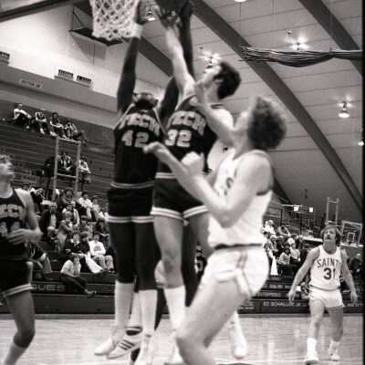 SMC Basketball, 01-01-1980: Frame 15(3)