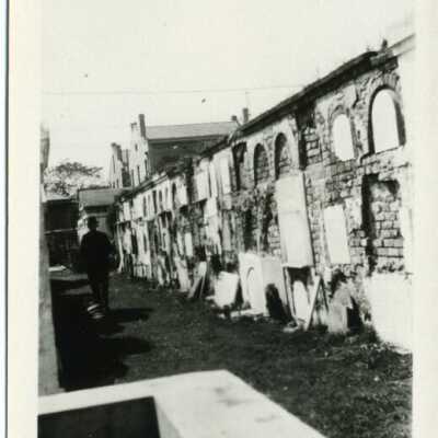 Cemetery: Origformat: Photographic