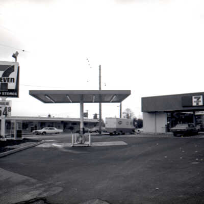 7 Eleven convenience store, 1976: Frame 11b