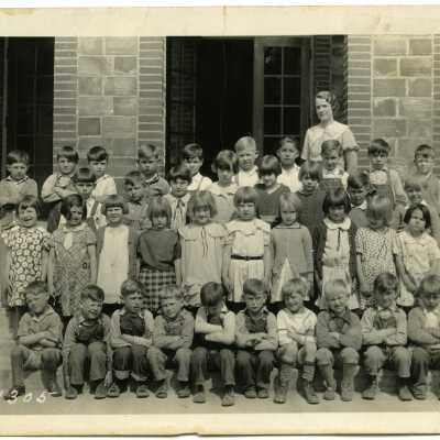Lacey School First Grade Class 1932-1933