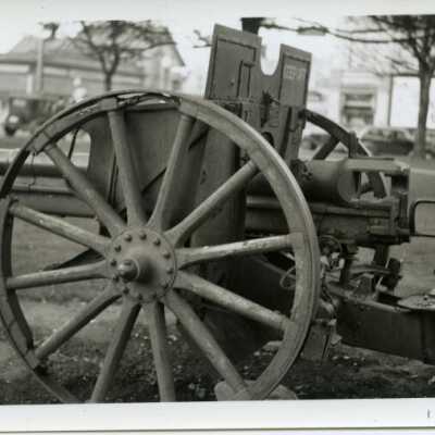 gun: Origformat: Print; Resolution: 1200 dpi