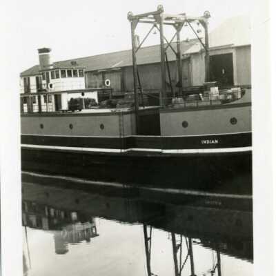 ship: Origformat: Photographic; Resolution: 1200 dpi