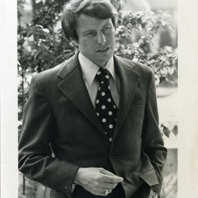Don Bonker: Origformat: Photographic