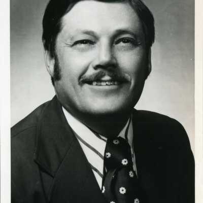 Ronald Mueller