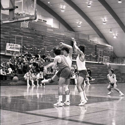 Saint Martin's practice game, 1979: Frame 34b