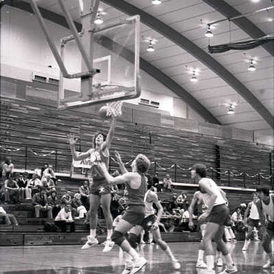 Saint Martin's practice game, 1979: Frame 35b