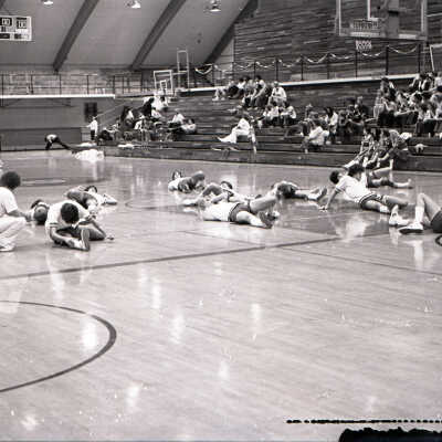 Saint Martin's practice game, 1979: Frame 13b