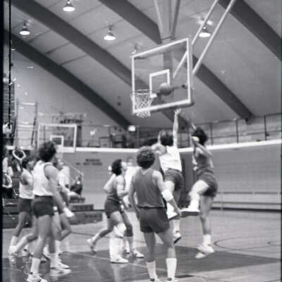 Saint Martin's practice game, 1979: Frame 17a