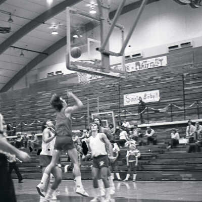 Saint Martin's practice game, 1979: Frame 23