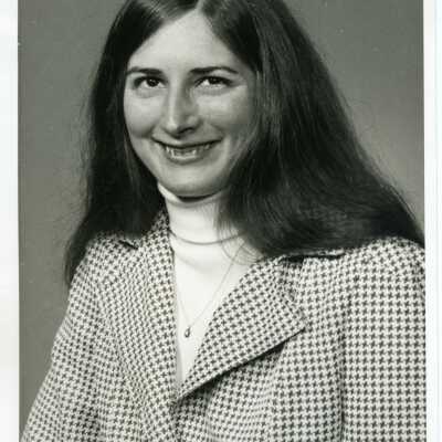 Dolores Hiles