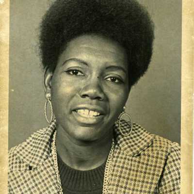 Rindeha Jones: Origformat: Photographic