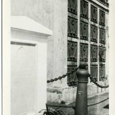 Cemetery: Origformat: Photographic