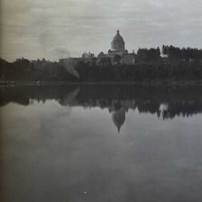 Olympia: Origformat: Negative; Resolution: 1200 dpi
