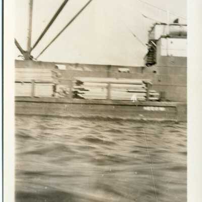 barge: Origformat: Photographic