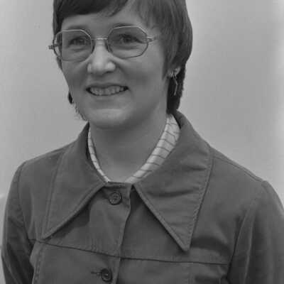 Karen Fraser, 1976