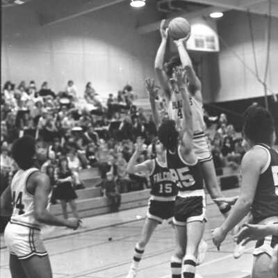 Timberline Basketball: Frame 23a