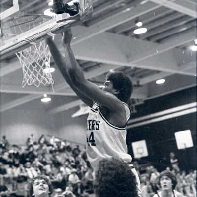 Timberline Basketball: Frame 24