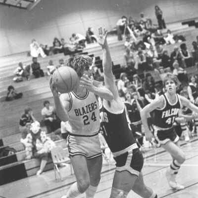 Timberline Basketball: Frame 29b