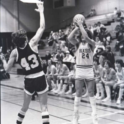 Timberline Basketball: Frame 33a