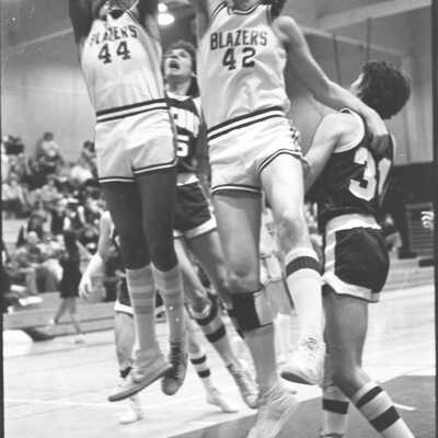 Timberline Basketball: Frame 39a