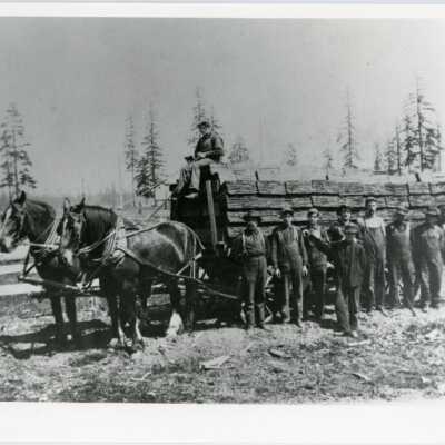 Russell Shingle Mill Employees: Origformat: Photographic; Resolution: 600 dpi