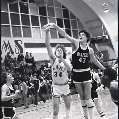 Blazers vs. Rams Basketball: Frame 18
