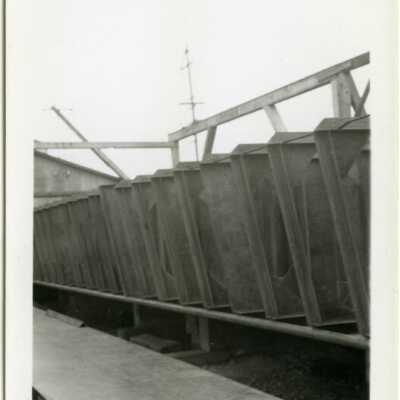 barge: Origformat: Print; Resolution: 200 dpi