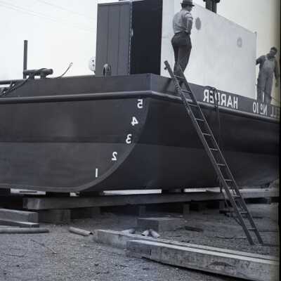 barge