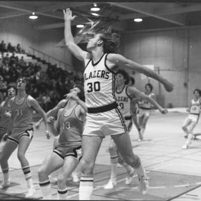 Timberline vs. Centralia, Men's Basketball, 1976: Frame 4