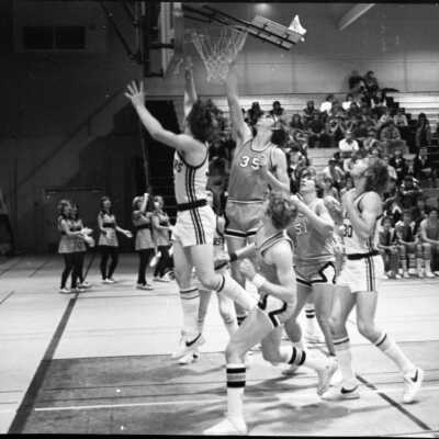 Timberline vs. Centralia, Men's Basketball, 1976: Frame 6