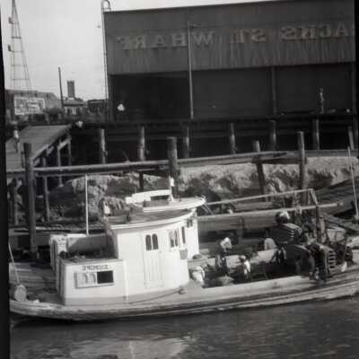 Oyster boat
