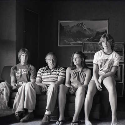 Don Donnelly, possibly with his children: Frame 15
