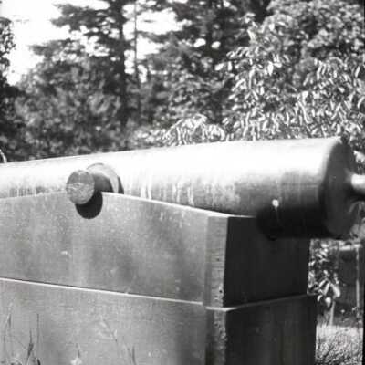 Olympia: Origformat: Negative; Resolution: 1200 dpi