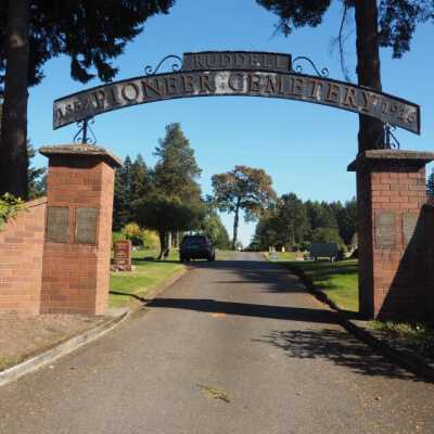 Pioneer Cemetary (2)
