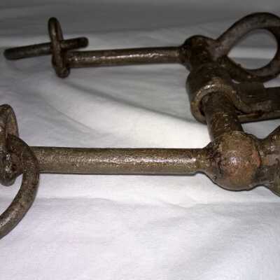 Bridle bit from side: Copyright: Lacey Museum; Origformat: Artifact