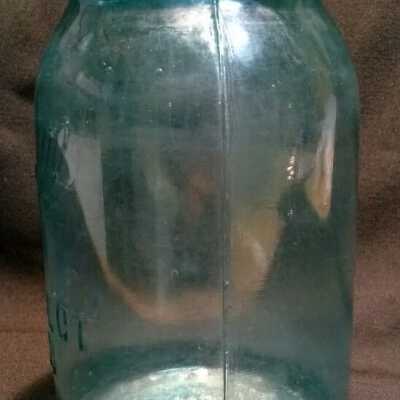 85.77 Side: Copyright: Lacey Museum; Origformat: Artifact