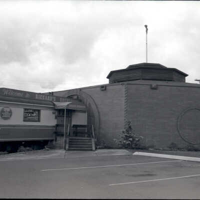 Richard's Roundhouse, 1976: Frame 21a