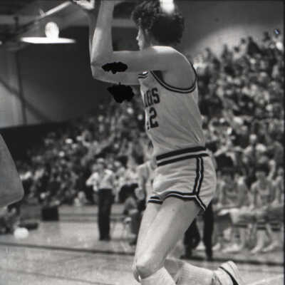 Blazers vs. Shelton Basketball, 1980: Frame 16b