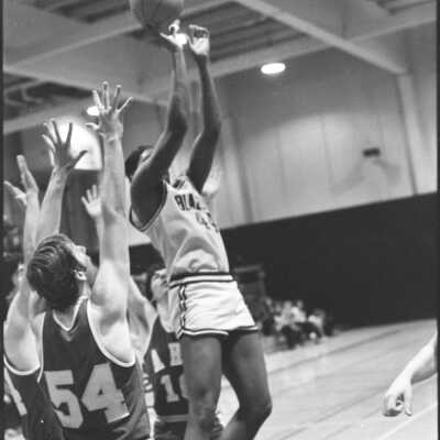 Blazers vs. Rams Basketball: Frame 21