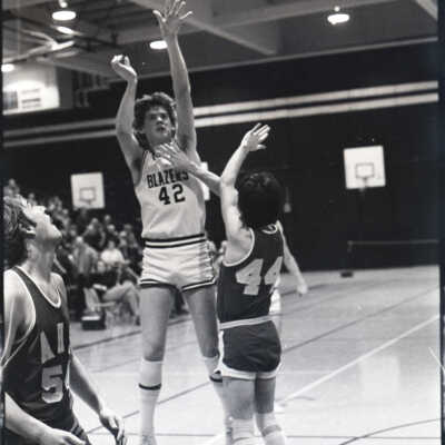 Blazers vs. Rams Basketball: Frame 34
