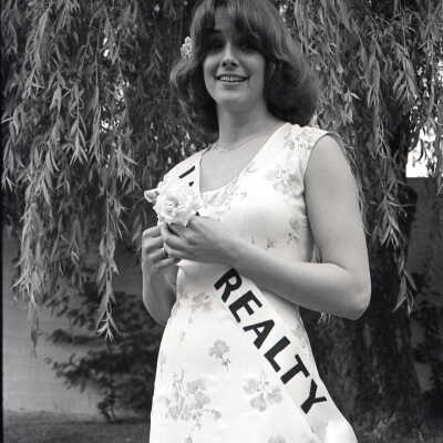 Cindy Levesque, 1979: Frame 1