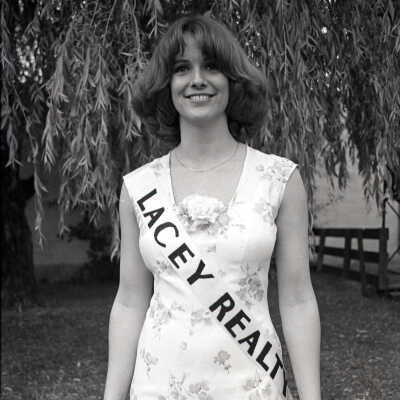 Cindy Levesque, 1979: Frame 5