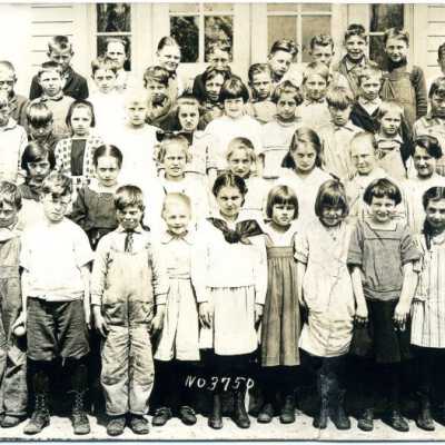 Lacey School 2nd grade class, 1920-1921