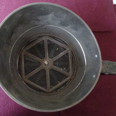 sifter, flour: Copyright: Lacey Museum; Origformat: Artifact