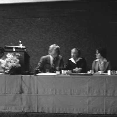 F18: Origformat: Negative; Resolution: 3200 dpi; Negno: U176N