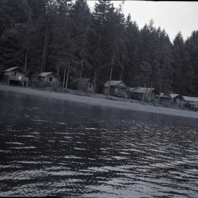 Hotel: Origformat: Negative; Resolution: 200 dpi