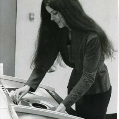 Betty McBride: Origformat: Photographic