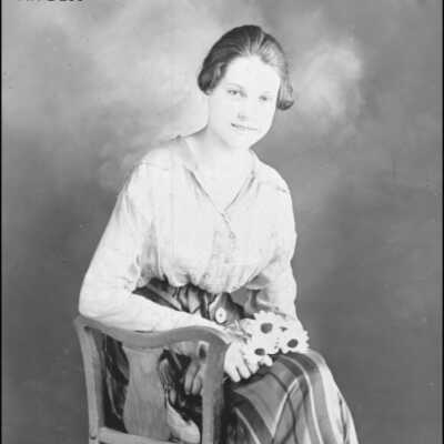 SCHRAM, Leota